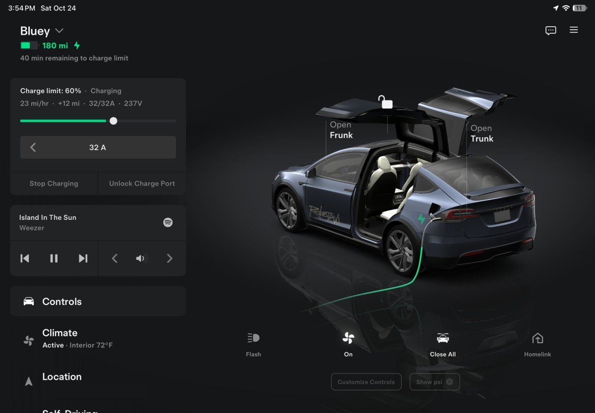 App Tesla no iPad com a nova visualização do Model X e os comandos rápidos